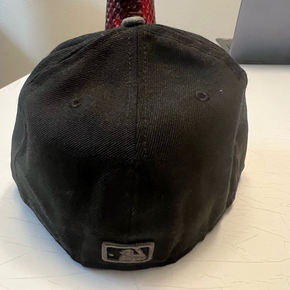 Men’s cap bundle. - Picture 4 of 6